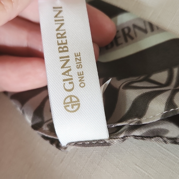 Giani Bernini bandana scarf/head wrap. Size OS - Picture 6 of 7